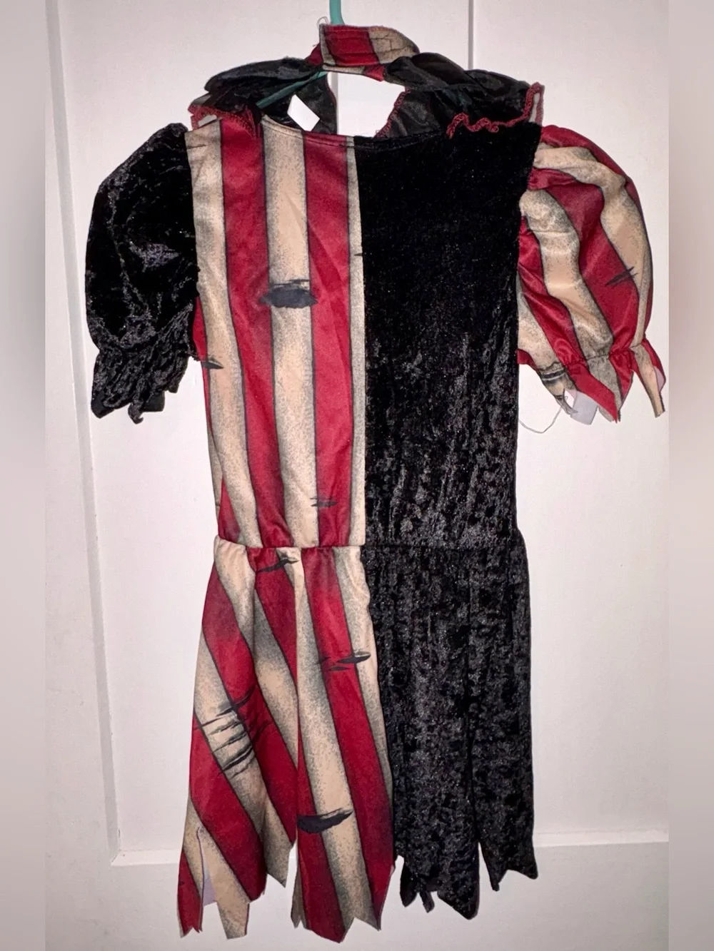 Kids Black & Red Evil Clown Costume and Mallet size M (10)